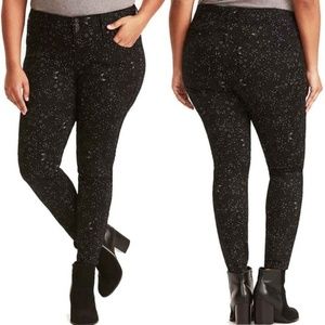 Torrid Star and Moon Black Jegging 16